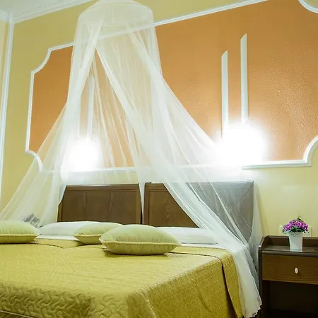 فندق Sirena 3*