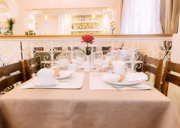 Отель Sirena Гоувия