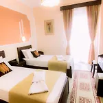 Sirena Szálloda 3*